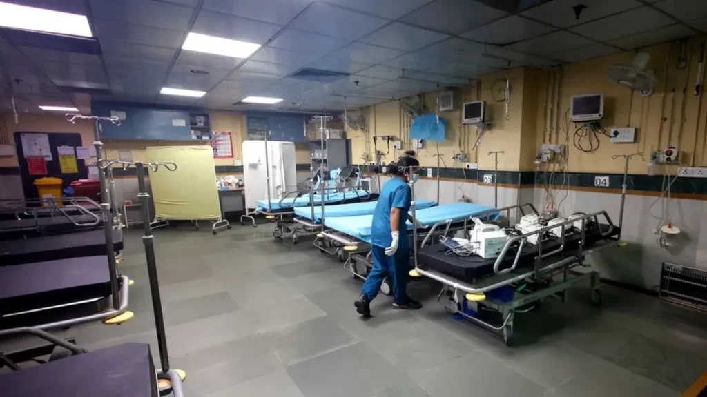 hospital 24e4b8
